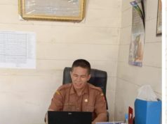 HAK JAWAB DAN KLARIFIKASI: Kepsek SMPN 1 Sirombu Everton Laia, S.Pd Bantah Tudingan BnewsNasional “Hindari Wartawan dan Kabur Soal BOSP”